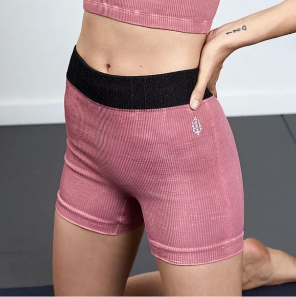 Free People Pink Ribbed Bike Shorts with Black Waistband - Picture 1 of 7